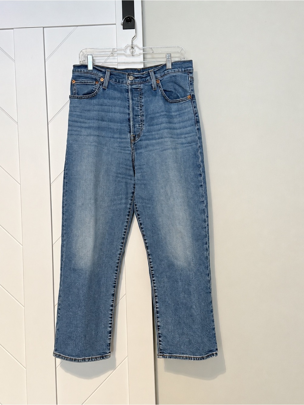 Levi’s Ribcage Straight Ankle Jeans Size 31 Medium Wash High Rise